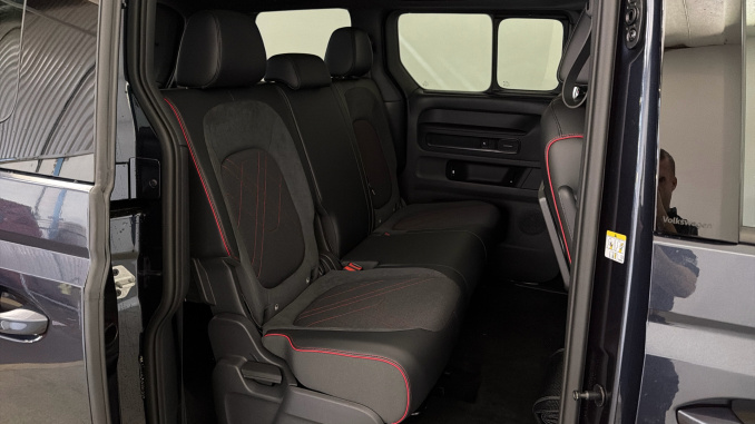 Volkswagen ID. Buzz 250kW GTX Pro 79kWh 5dr 4MOTION Auto Electric Estate - Image 9